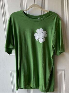 Bella Canvas Green Short Sleeve Tee with White Clover Graphic